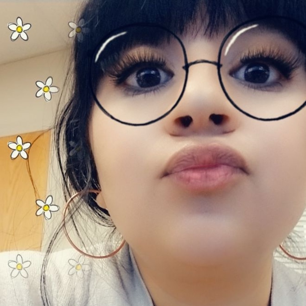 Meet your Posher, Adriana